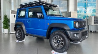 SUV 'bé hạt tiêu' Suzuki Jimny giảm giá kỷ lục, khách mua tiết kiệm đến 120 triệu đồng